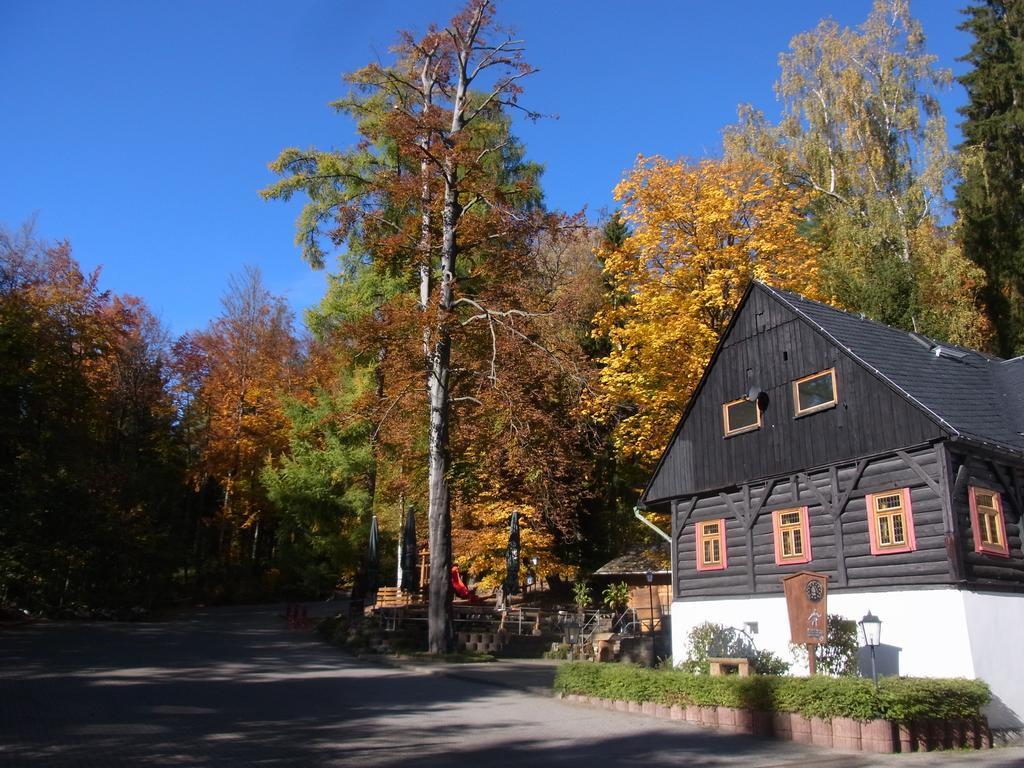 Hotel Und Restaurant Koehlerhuette - Fuerstenbrunn Beierfeld Екстериор снимка