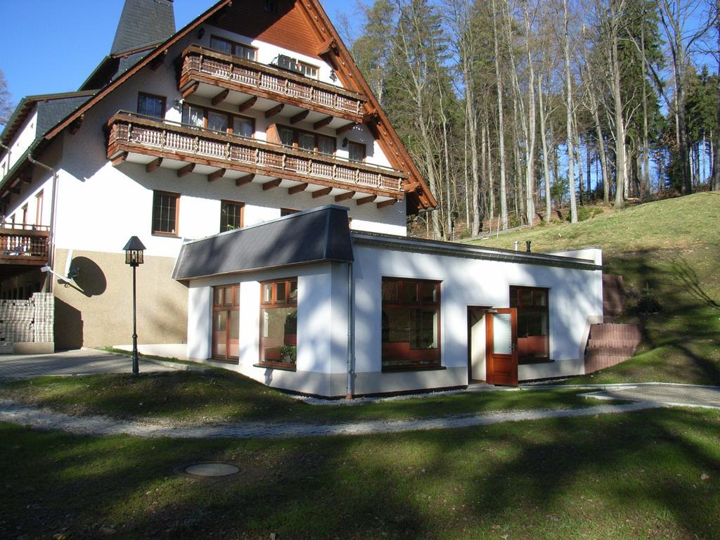 Hotel Und Restaurant Koehlerhuette - Fuerstenbrunn Beierfeld Екстериор снимка